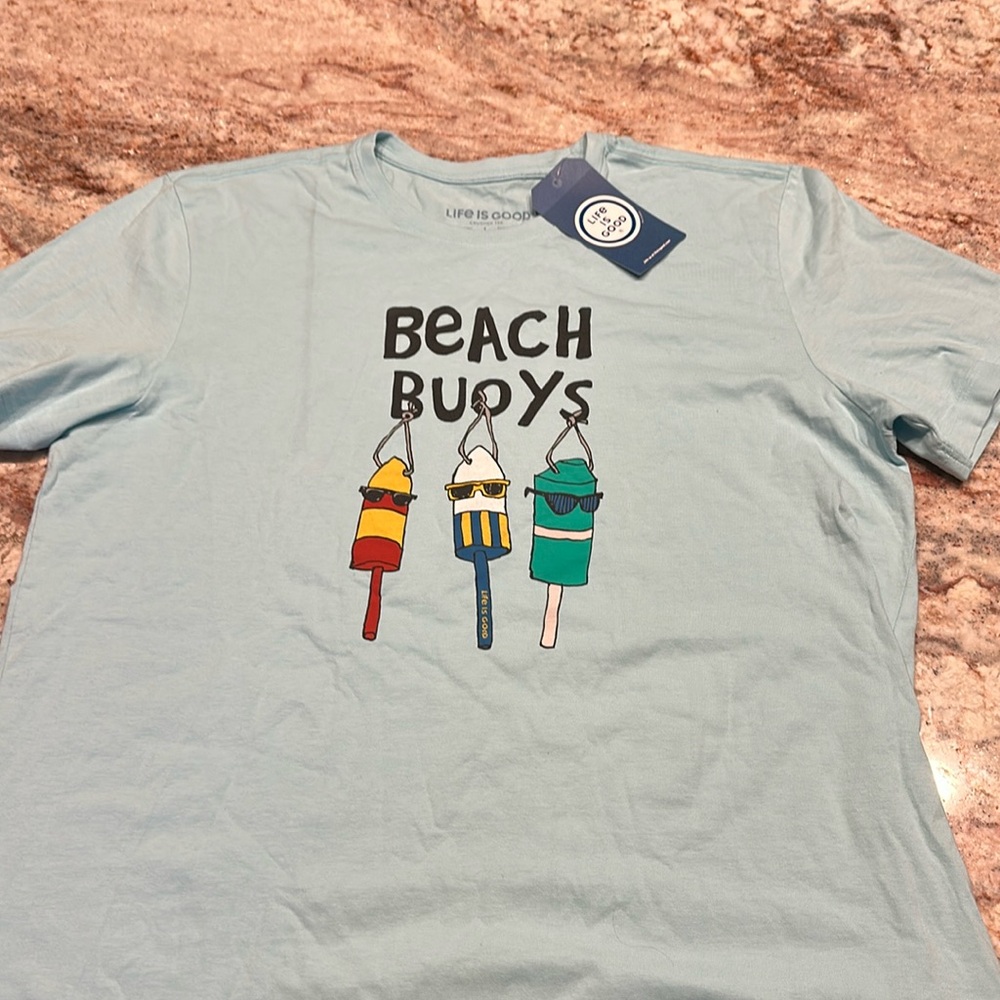 Life is good men’s large NWTs short sleeve  tshirt beach buoys